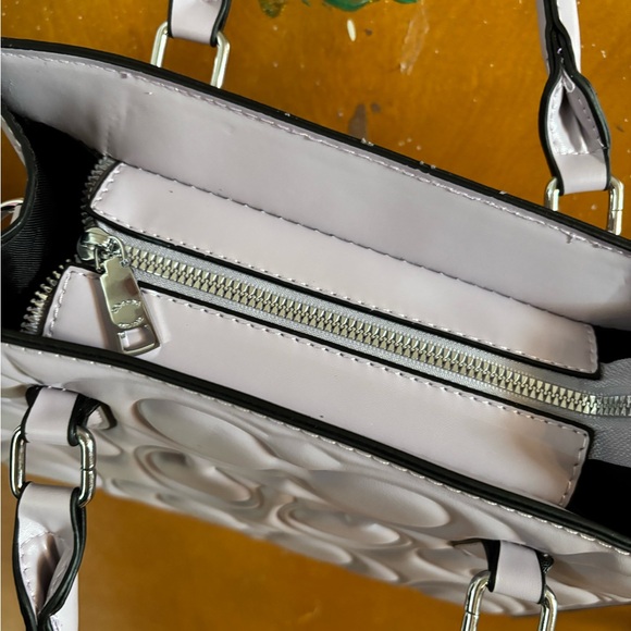 Coach carry all. Lavender Lilac Small Maggie - Picture 7 of 9